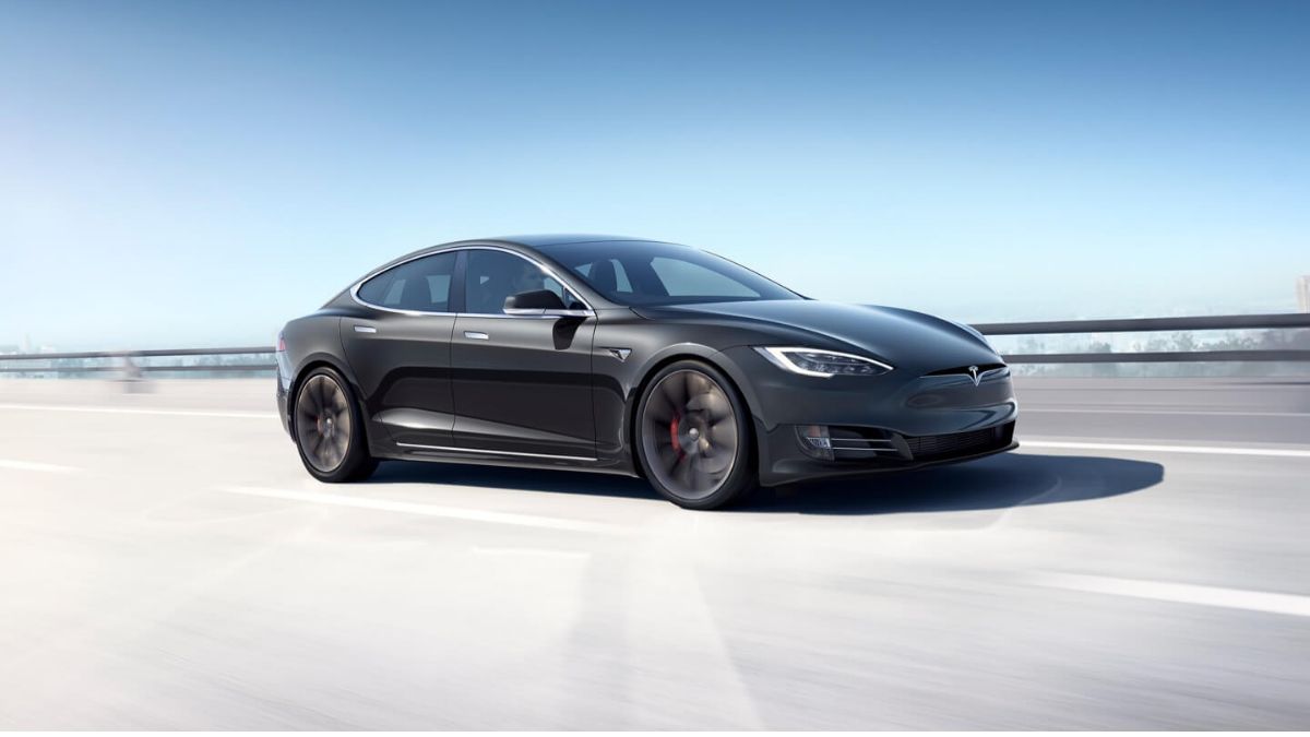 Tesla Model S Longest Range electric car 2020